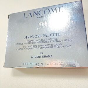 Michele Silver and Blue Palette 19 ardent drama